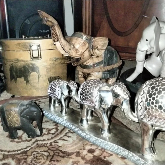 23 piece lot elephant collection - Picture 9 of 11